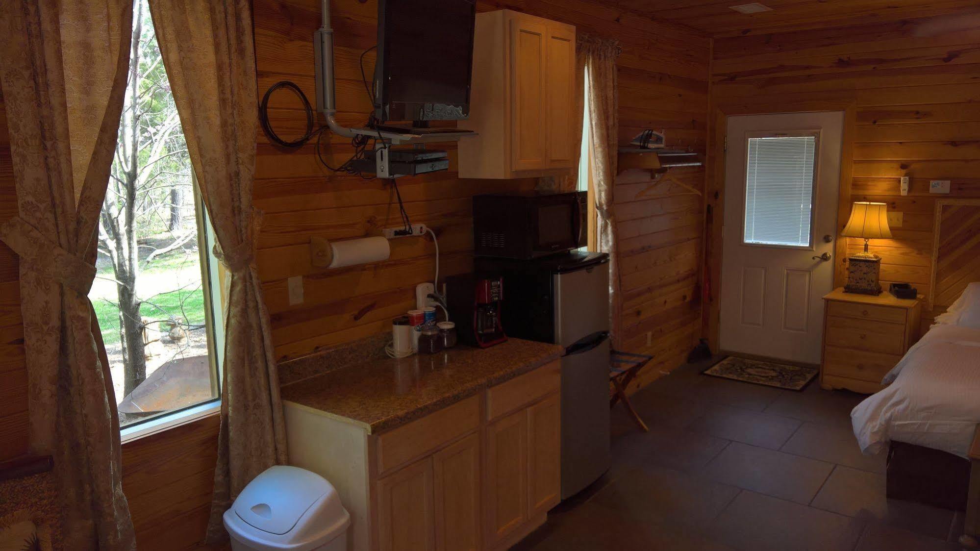 Cabins At Sugar Mountain Apartment Eureka Springs Exterior photo